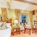 1 Bed In Oc-94120 * Hawes