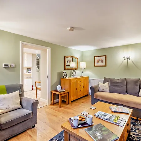 Dom wakacyjny 1 Bed In 94120 *